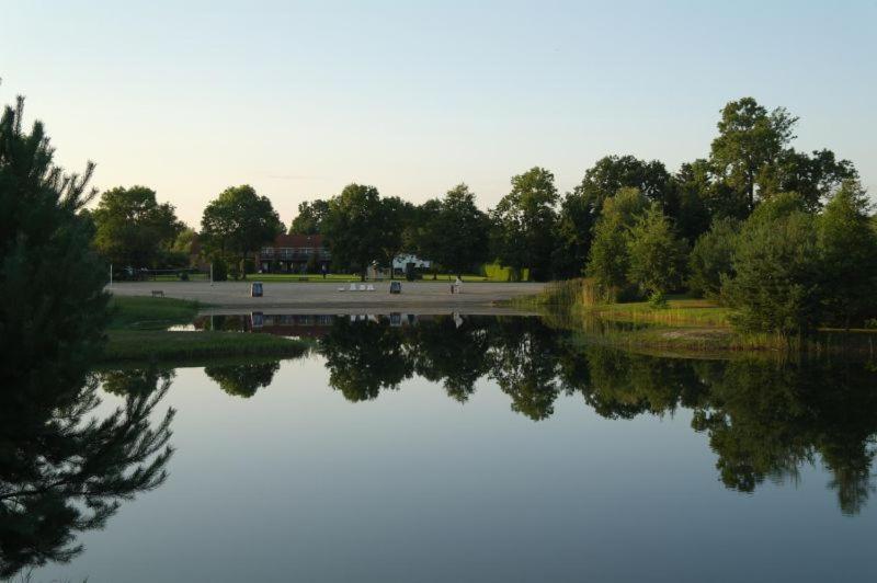 Ferienpark Mecklenburg Ziegendorf 외부 사진